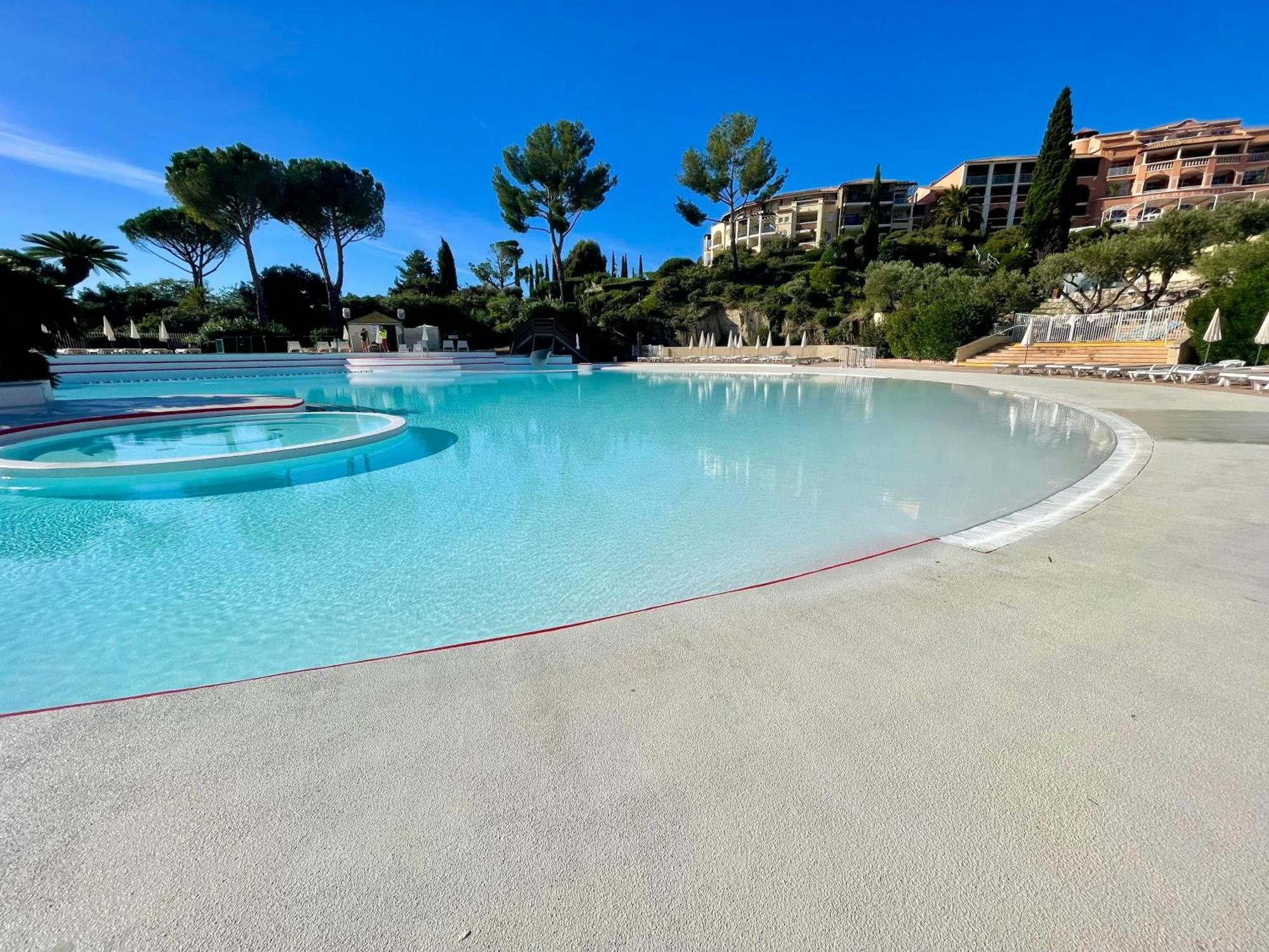 Apartamento Village Cap Esterel, Piscine, Saint-Raphaël